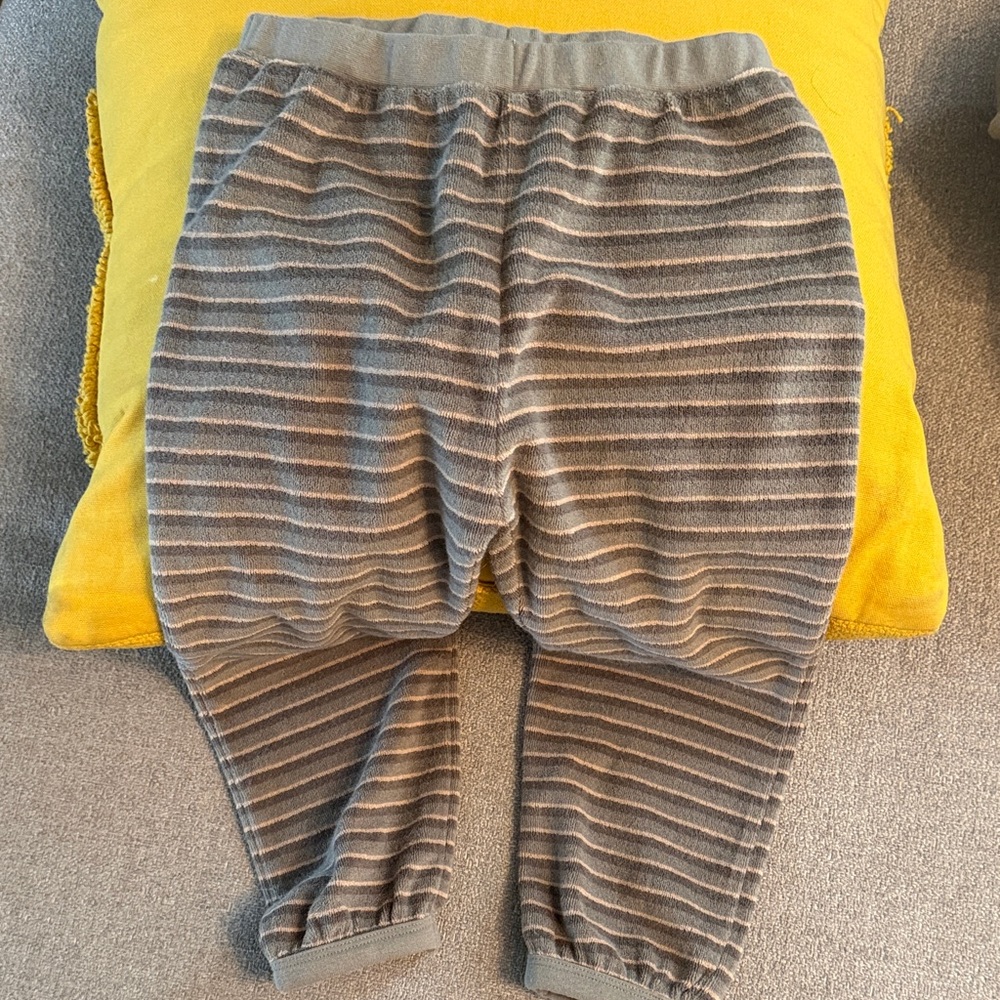 Rylee + Cru Kids Striped Lounge Set in Sagey Green and Cream stripes - Picture 5 of 6